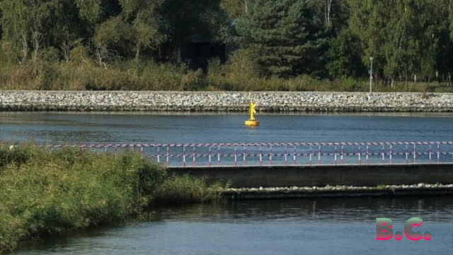 Poland evacuates 750 people as WWII Tallboy bomb is defused