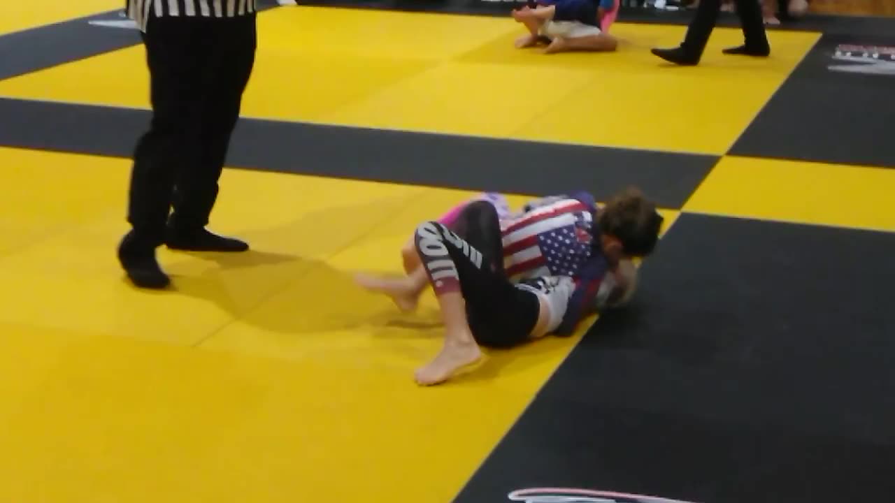 girls grappling