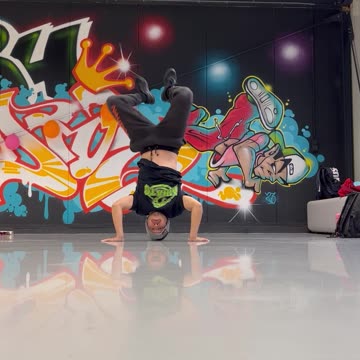 Practice dancing! #breakdance #tricking #dance #dancing #passion #love #bodymovement