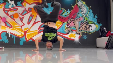 Practice dancing! #breakdance #tricking #dance #dancing #passion #love #bodymovement