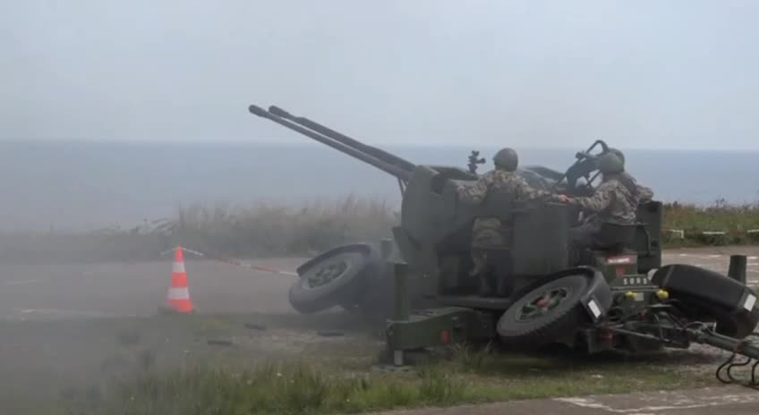 Turkish Army's Oerlikon GDF-003 and Bofors L/70 anti-aircraft gunnery training exercise.