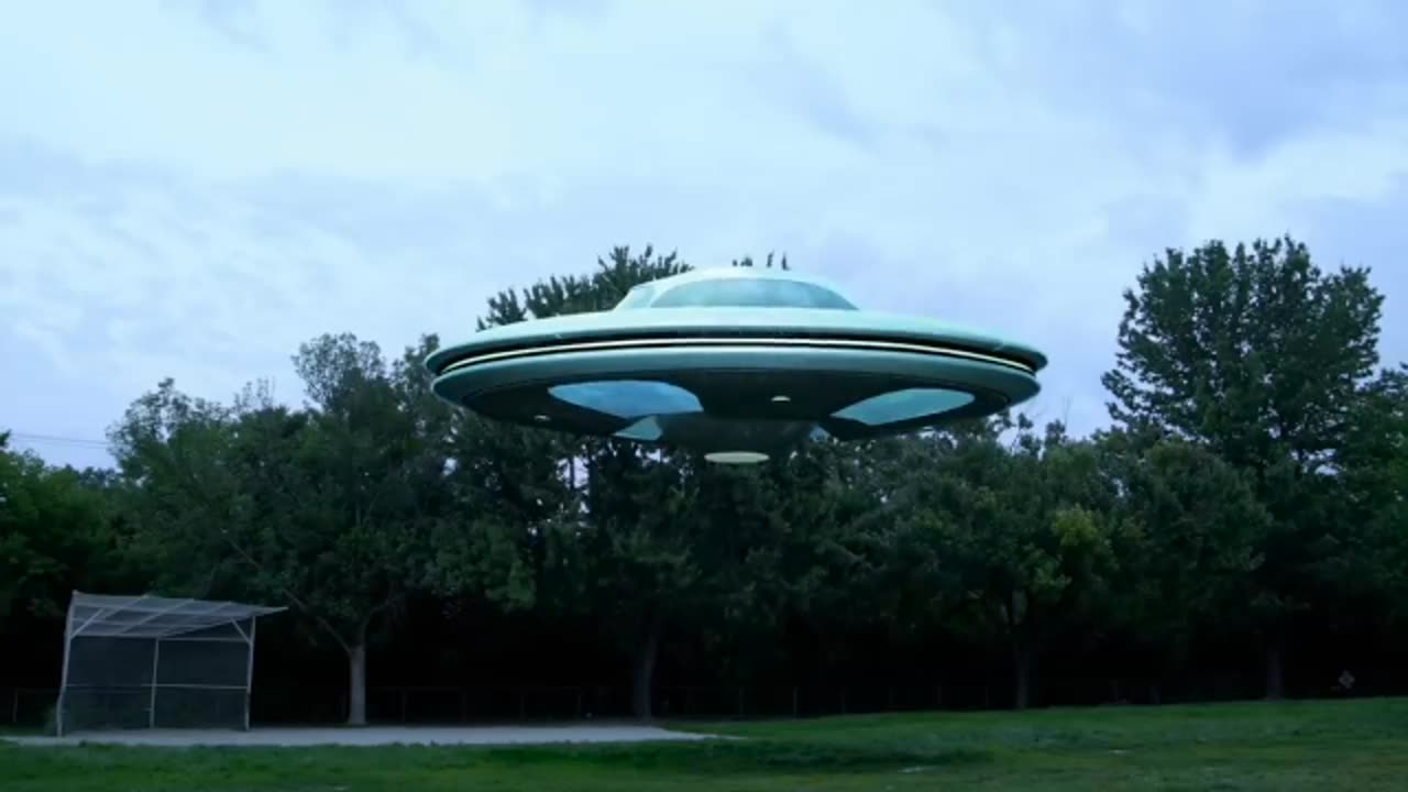 Kids And Professors Encounter UFOs In School's Backyard For 2 Days In A Row _ Close Encounters