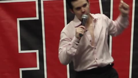 Riley Jenkins sings Viva Las Vegas