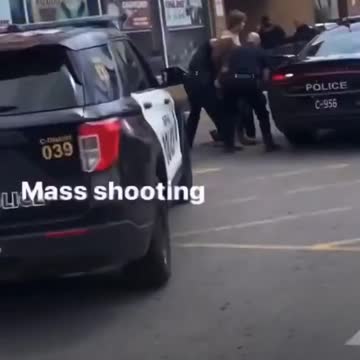 NY mass shouting, 10 people dead and 3 injured.