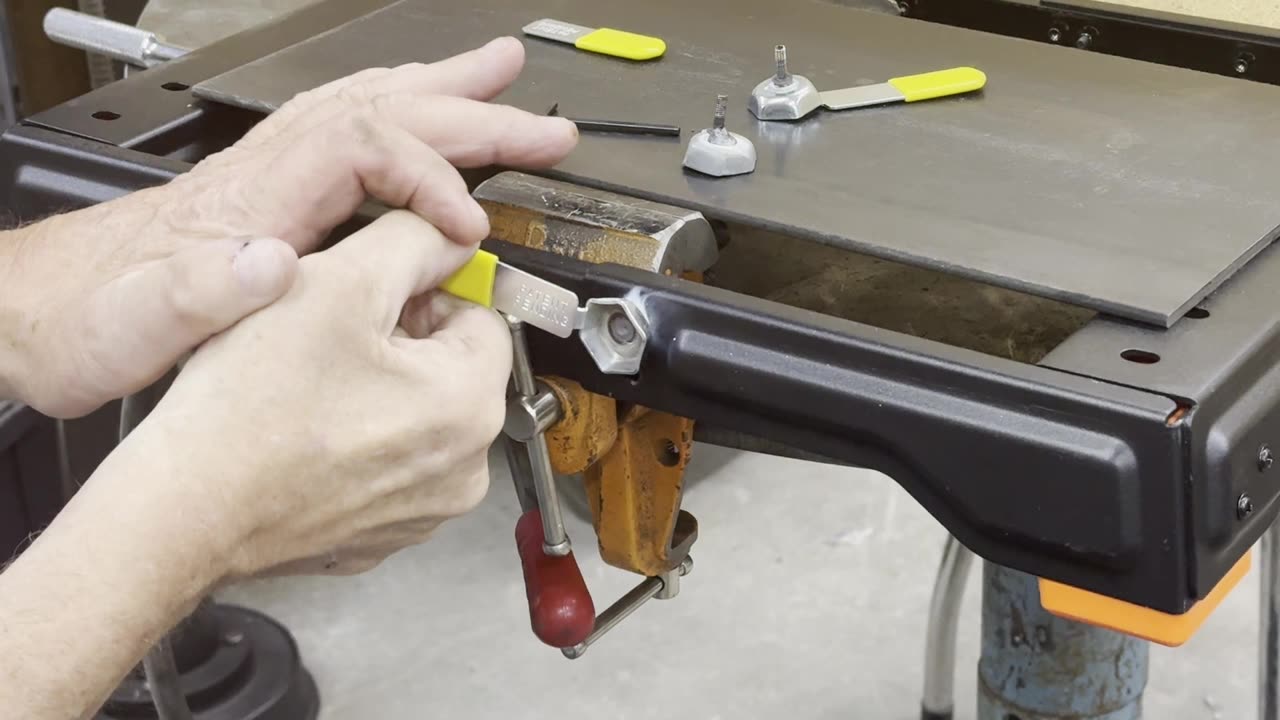 Hexit Frame Bolts Removal