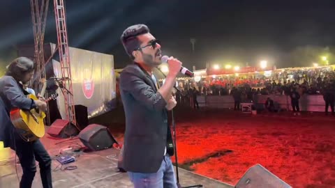 Ghulabi Ankhen by Bilal Khalid live SPARK THE BAND