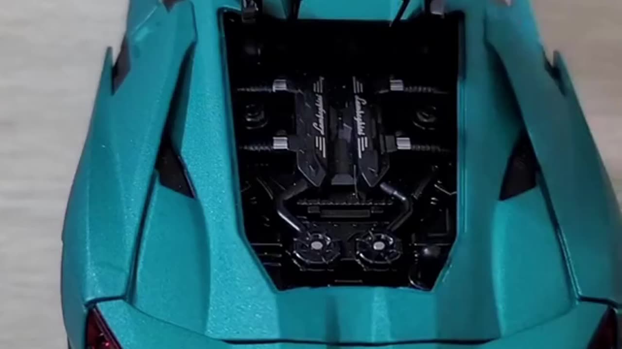 Unboxing Lamborghini Revuelto Diecast Model