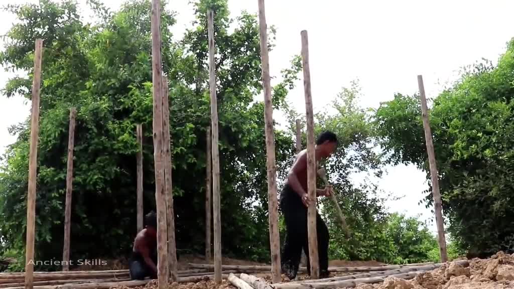 pay attention to the gaps in the wood, you can get a few A small