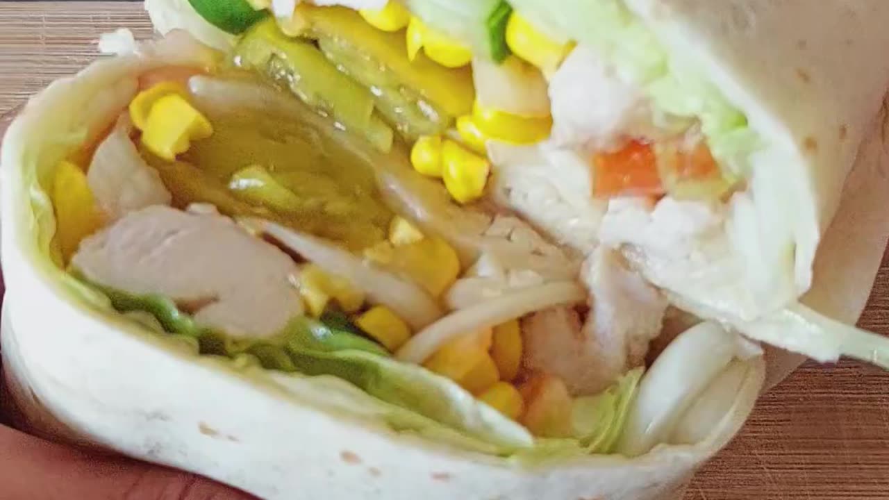 Chicken Burrito Recipe. Easy and Delicious 🐔 🔥 👩‍🍳 #burrito #homemade #recipe #cooking #food