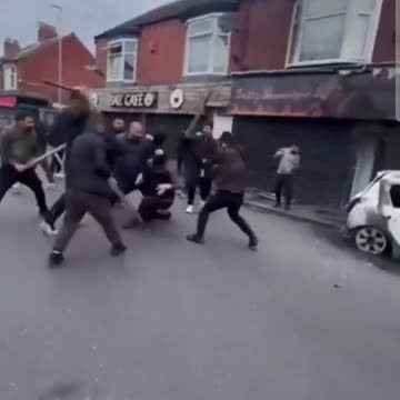 UK More footage of invaders attacking random Whites but only when they are armed in larger numbers
