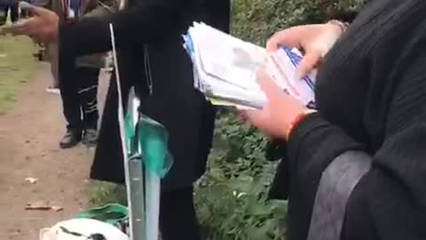 Fake Dr. Hilary Jones Don't Take The Vaccine