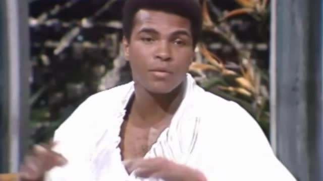 Mohammad Ali Talks About Encounter With UFO in 1973