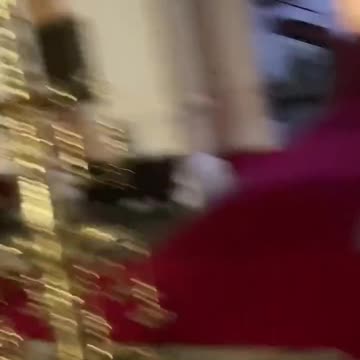 Sri Lanka: protesters inside the presidential palace