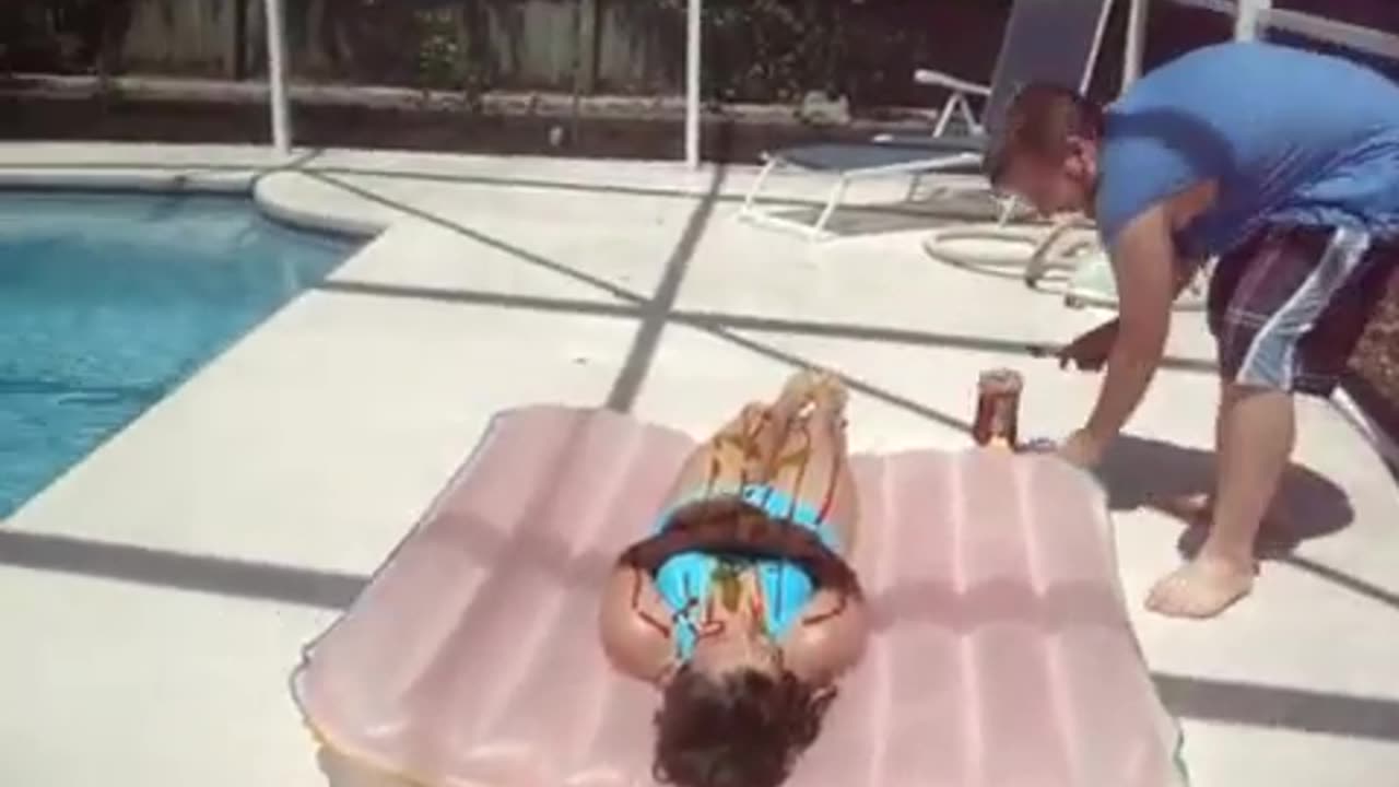 Turning girl into hot dog!