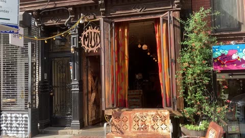 Walking Manhattan: Lower East Side Restaurants