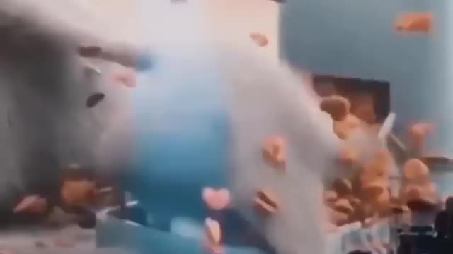 Billie Eilish wrong visuals on Stage