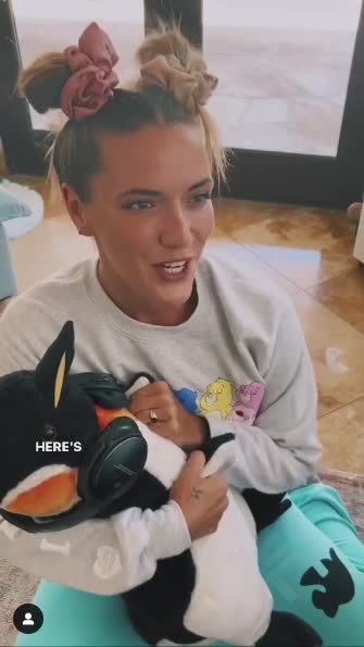 "You are such a good girl." How we lose our authenticity to please others. From Holistic Psychologist.