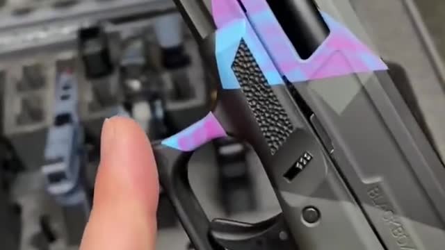 Handgun haul from black box 6 pistols an alien in one minute shorts
