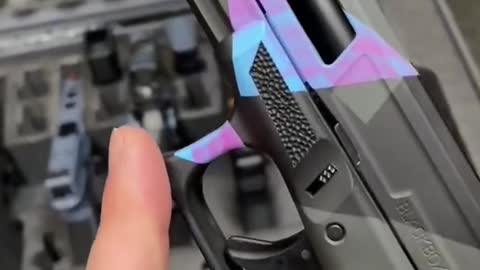 Handgun haul from black box 6 pistols an alien in one minute shorts