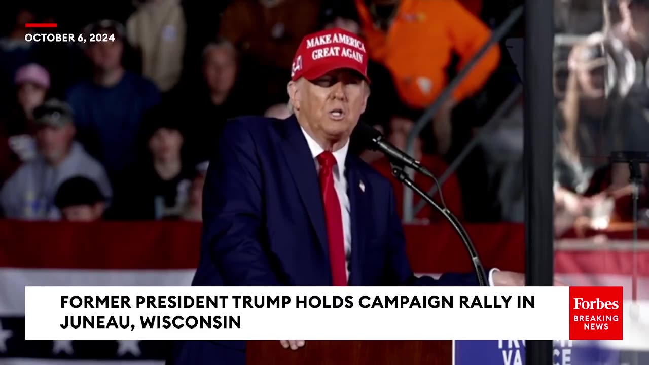 'I Can't Even Believe I Have To Say This'- Crowd Cheers As Trump Defends 'Parental Rights'