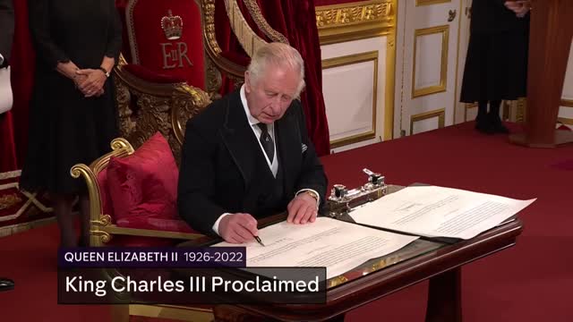 King Charles III officially proclaimed in historic televised ceremony片段