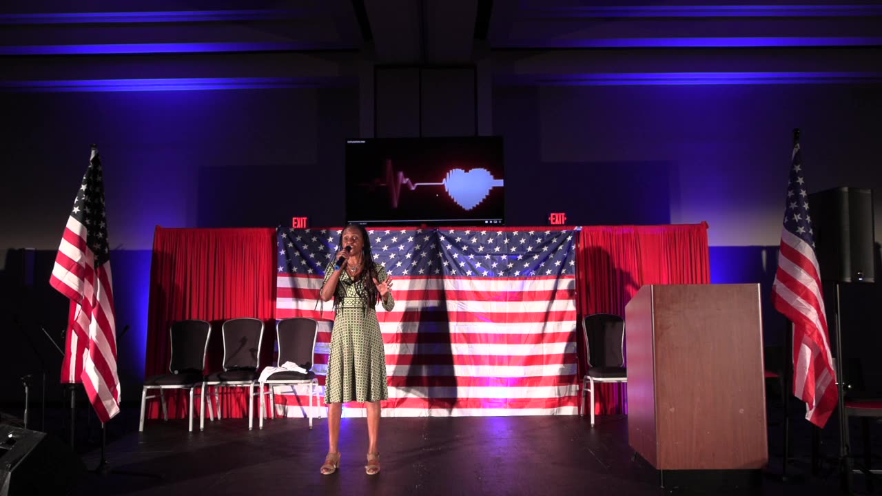 MAGA Fest - Lorraine Lemon sings the National Anthem