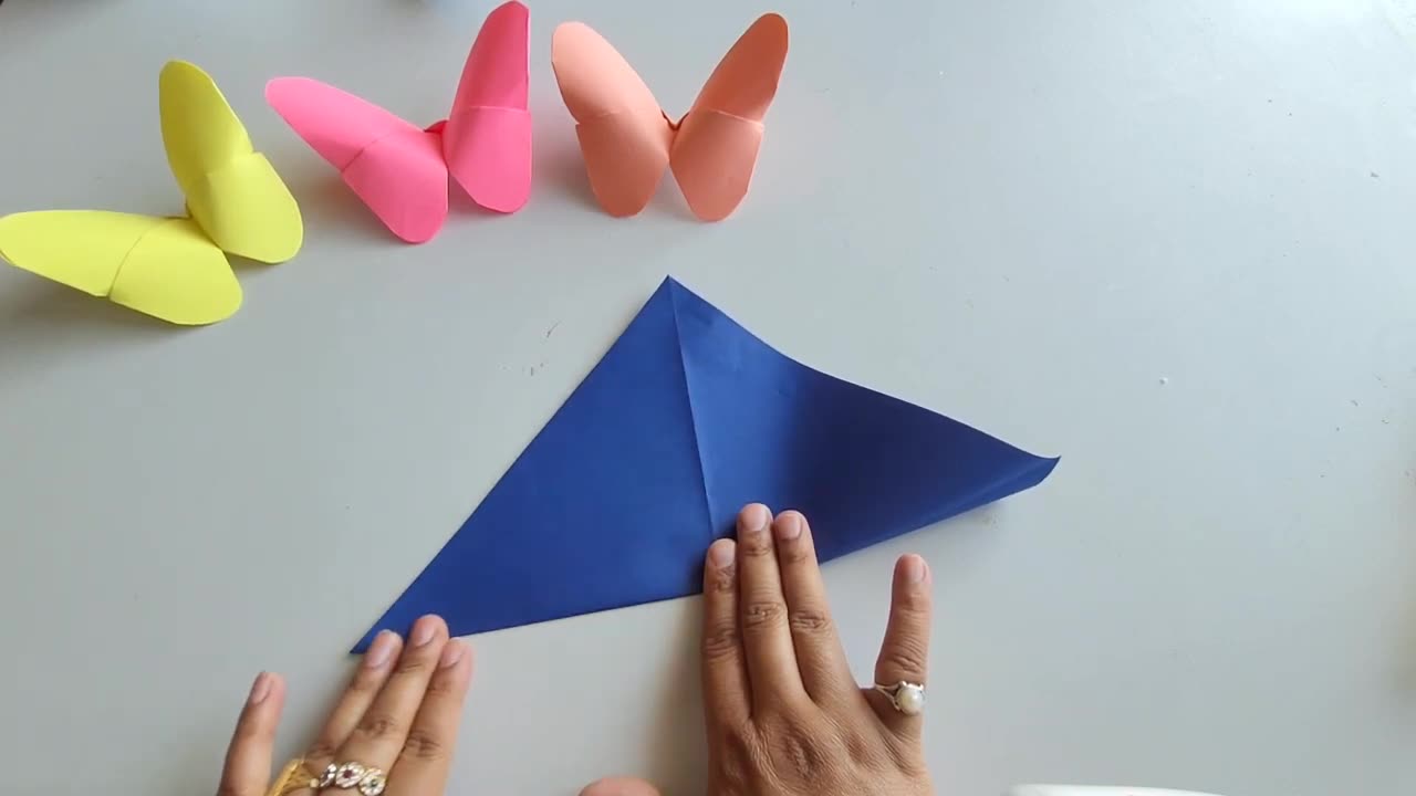 Origami Butterfly | How to fold a butterfly out of paper - DIY room & wall decor | Easy diy & crafts