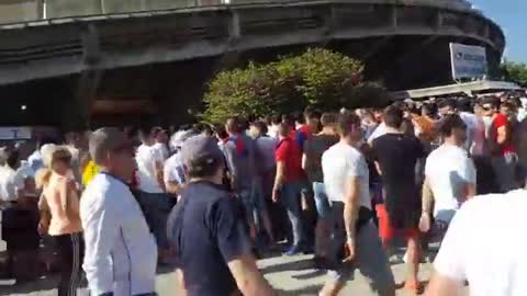 Ispred Poljuda uoči derbija