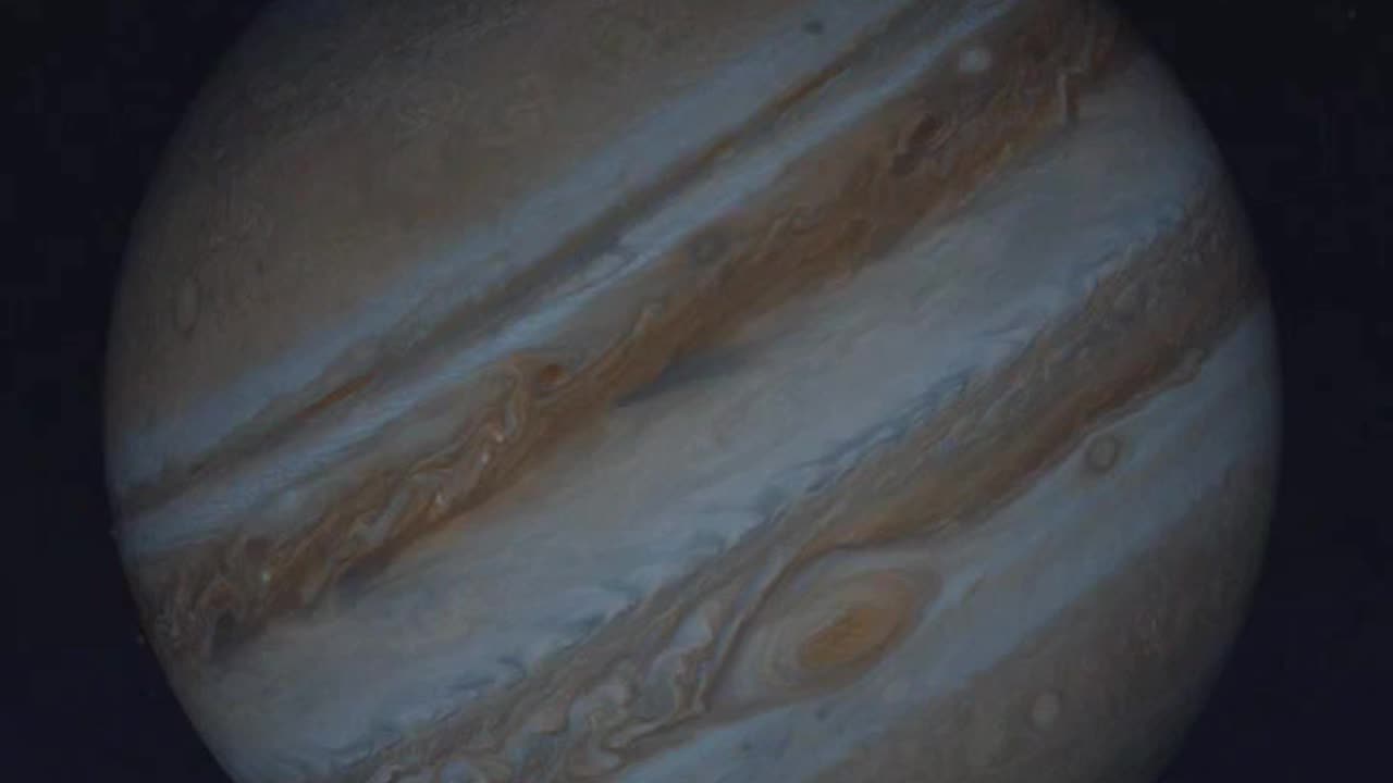 zooming-in-on-jupiter-storm-shorts-interstellar-jupiter-storm-planet-space-hubble