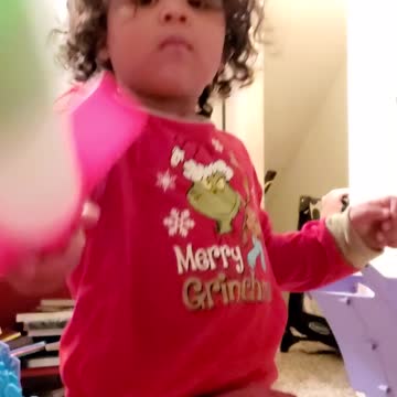 Grinch girl attacks