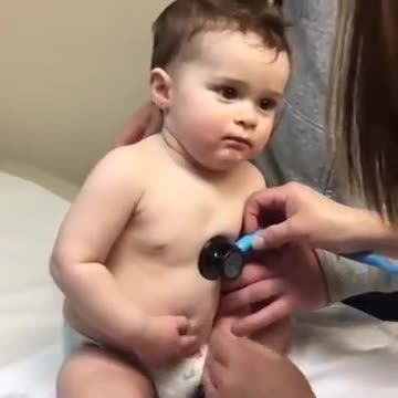 Sweet resting and doctor check him up