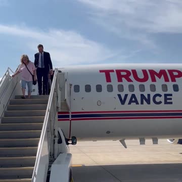 JD Vance wheels down in Michigan 🇺🇸