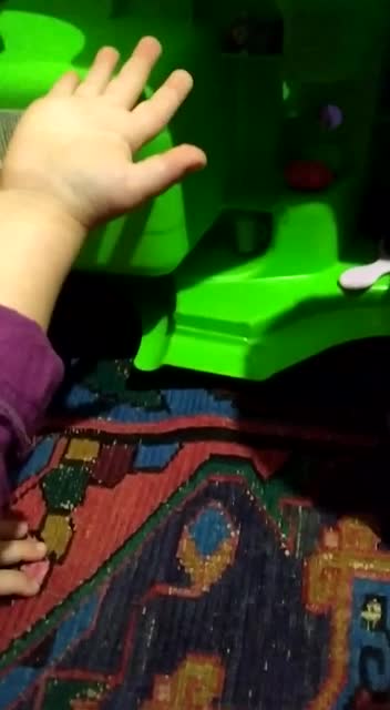 Дочка и ее игрушки