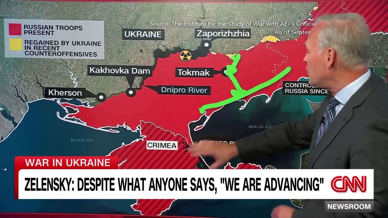 Retired colonel shows Ukraine’s strategy in counteroffensive