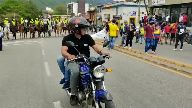 Vía Bogotá Paro Nacional 28A Santander