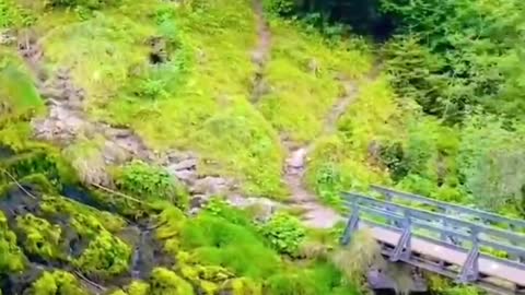 The scenery is still beautiful