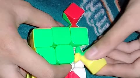 RUBIC'S CUBE ASSEMBLE