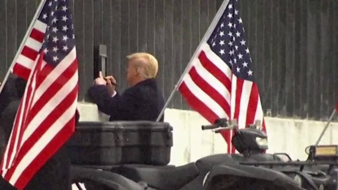 President Trump visits the US-Mexico border wall