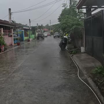 Nice afternoon thunderstorm!! Mother nature at work!