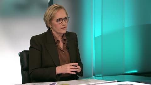 Should the government have the power to break-up Qantas and Jetstar? | 7.30