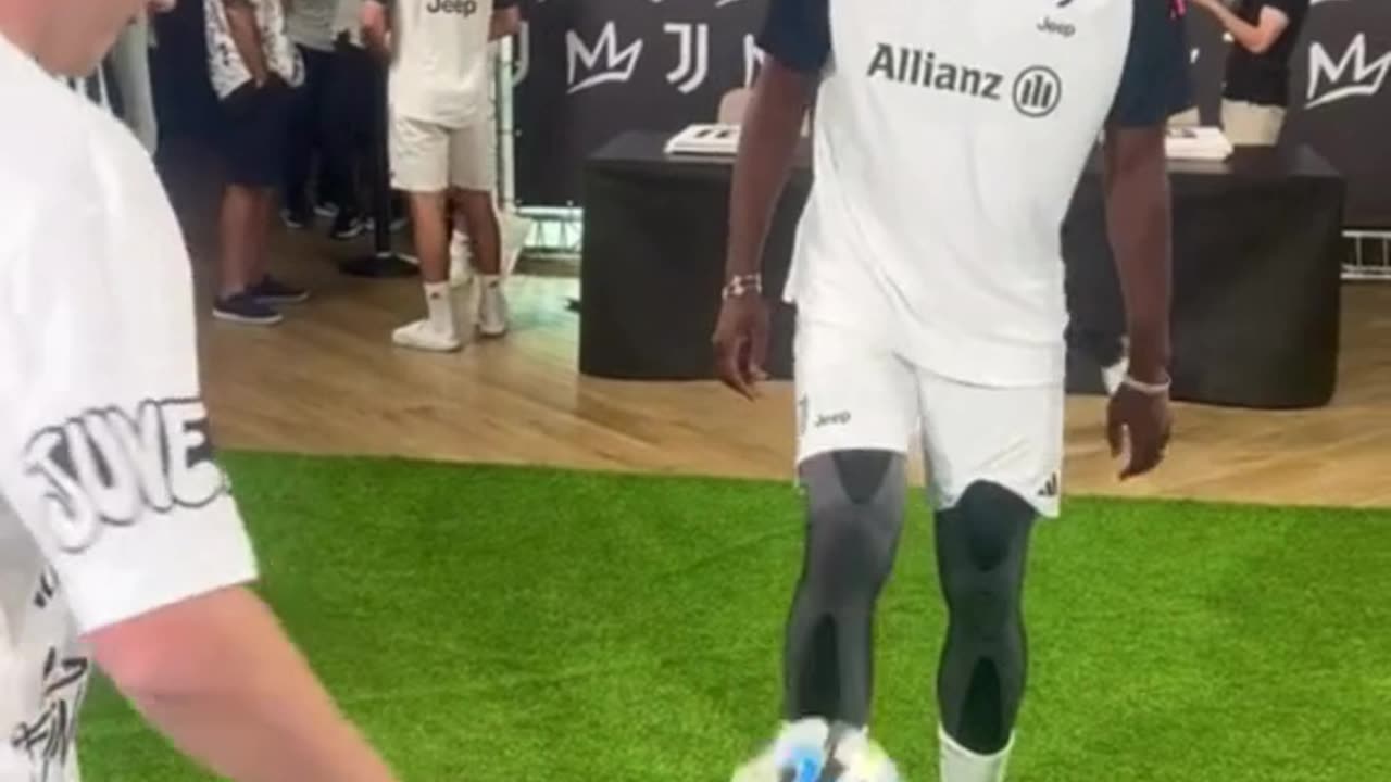 Guy Meets Famous Players Based on Where the Ball Lands! ⚽🤩