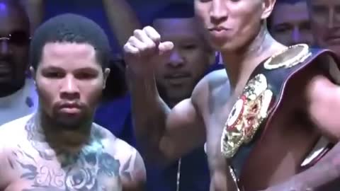 Floyd Mayweather on _ _DavisBarrios__CQlybB8Ftvg(MP4)