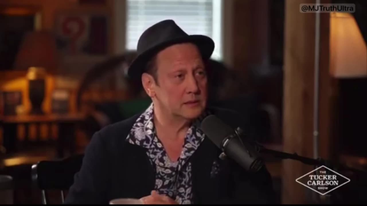 Actor Rob Schneider tells Tucker Carlson how Big Pharma tried Silencing him