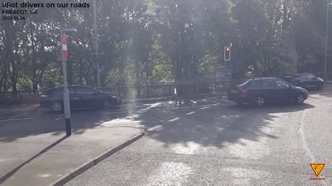 Careless pickup driver runs red light. 2021.05.24 — PRESCOT, UK