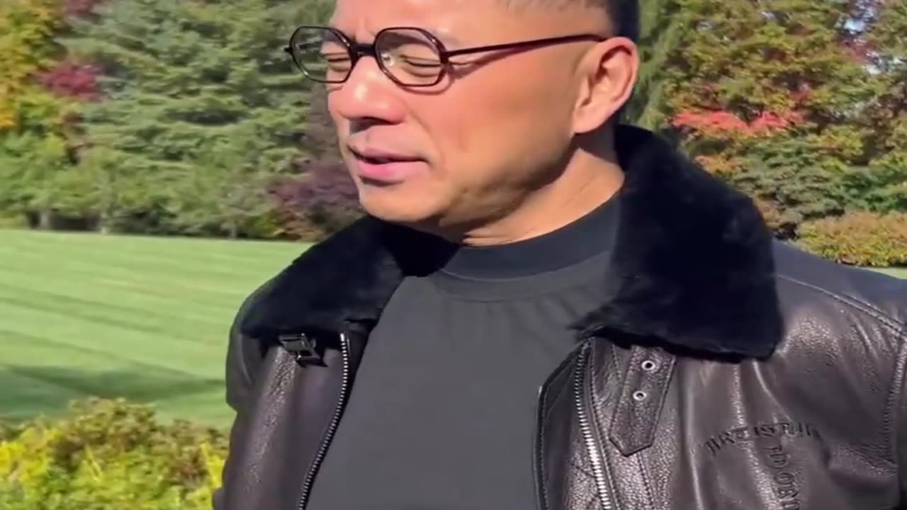 20221018文贵先生GETTR¹： #西方优势和傲慢：多年来科技金融优势，对伊拉克战争卡扎菲无处不赢。现在对共产党和普京的认知走向极端的傲慢。