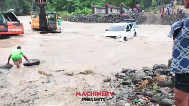 Top 10 Extreme Dangerous Idiots Truck Fails Compilation 2021 ! Crazy Heavy Equipment Drive skills