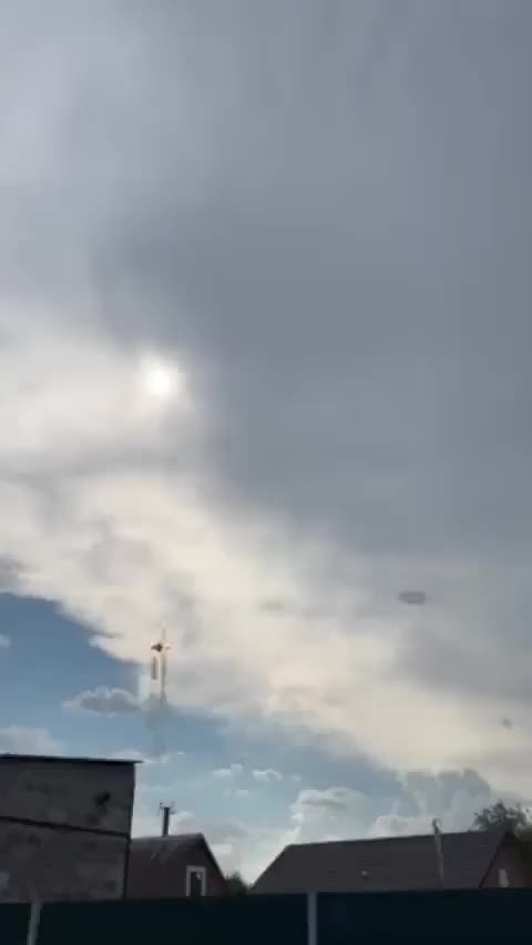 🇷🇺🇺🇦 Pair Of Russian Su-25SM3 "Rooks" Hammering Ukrainian Targets In The Skies Over Donbass