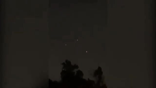 Multiple UFOs Seen Over Texas