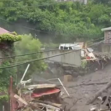 Massive mudslide in Japan part2