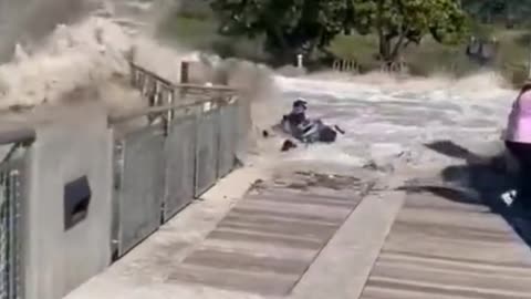 Unbelievable Big Waves Sweeping Everything in Sight! #extremeweather #caughtoncamera
